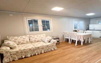 Gallery thumbnail 3 Bedroom Mobile Home on Wheels Tony House