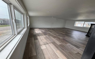 Gallery thumbnail The Tumbleweed