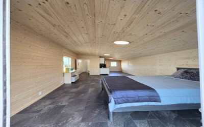 Gallery thumbnail The Turnkey